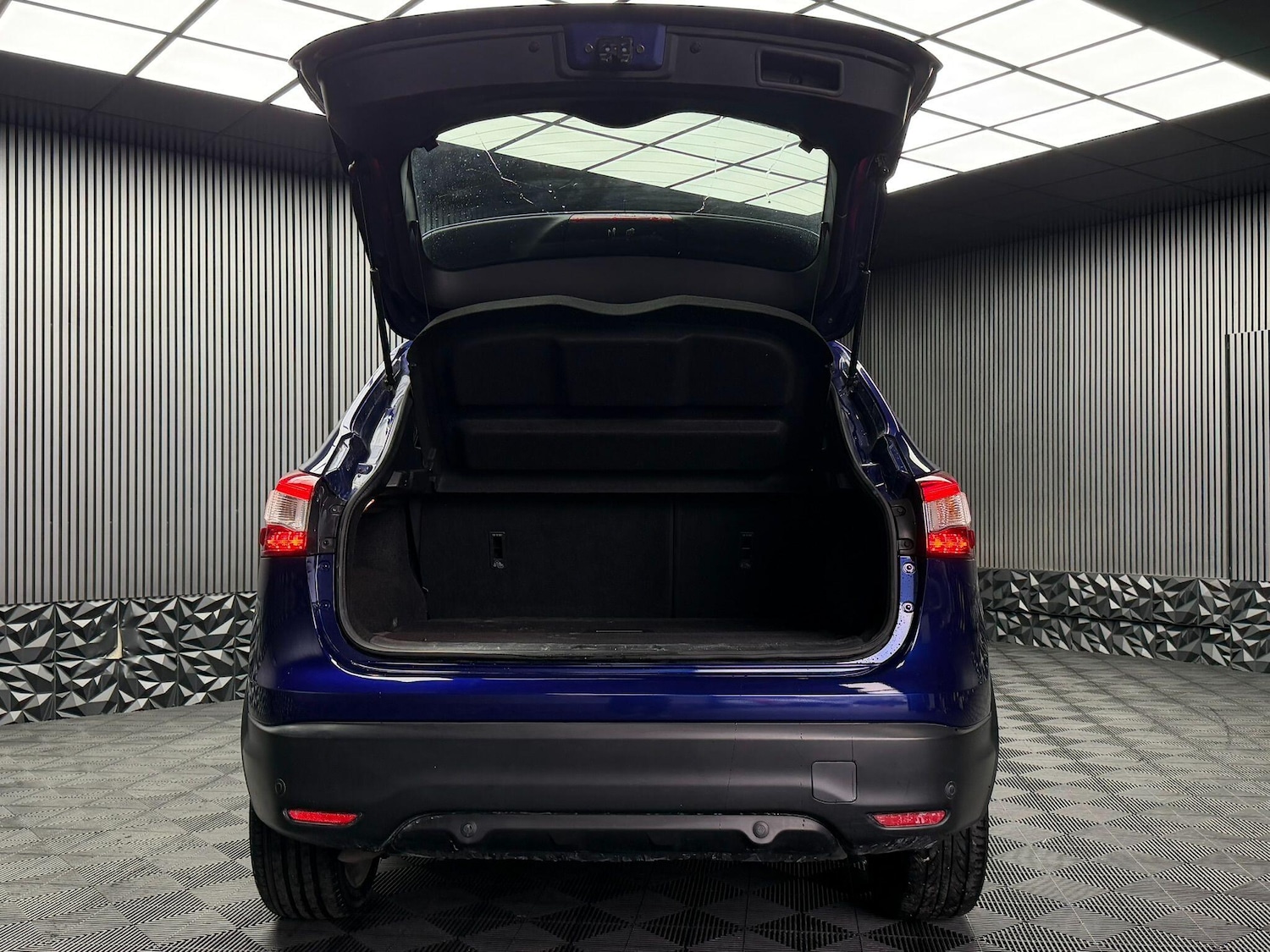 Used Nissan Qashqai 2016 for sale - 77054061: Photo 50