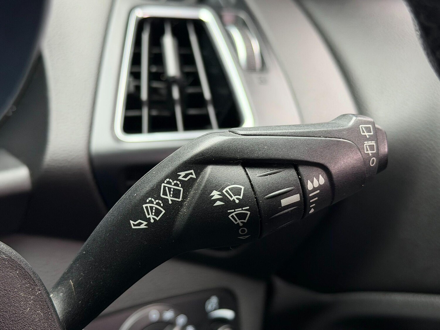 Used Ford Kuga 2016 for sale - 77909171: Photo 30