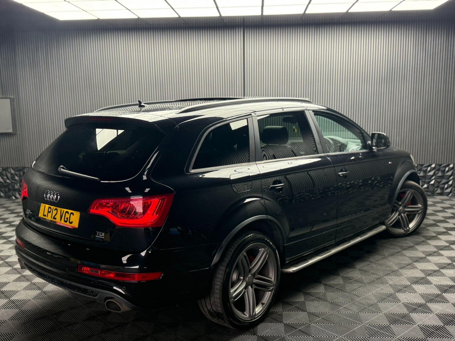 Used Audi Q7 2012 for sale - 76994070: Photo 15