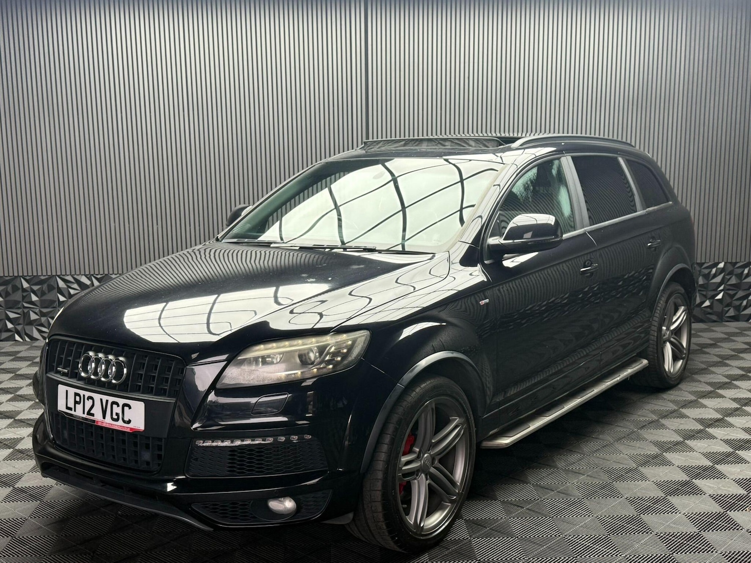 Used Audi Q7 2012 for sale - 76994070: Photo 8
