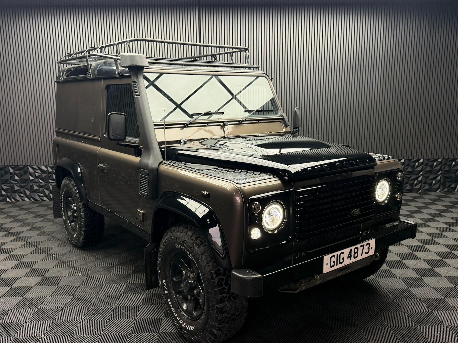 Used Land Rover Defender 90 1991 for sale - 77351858: Photo 8