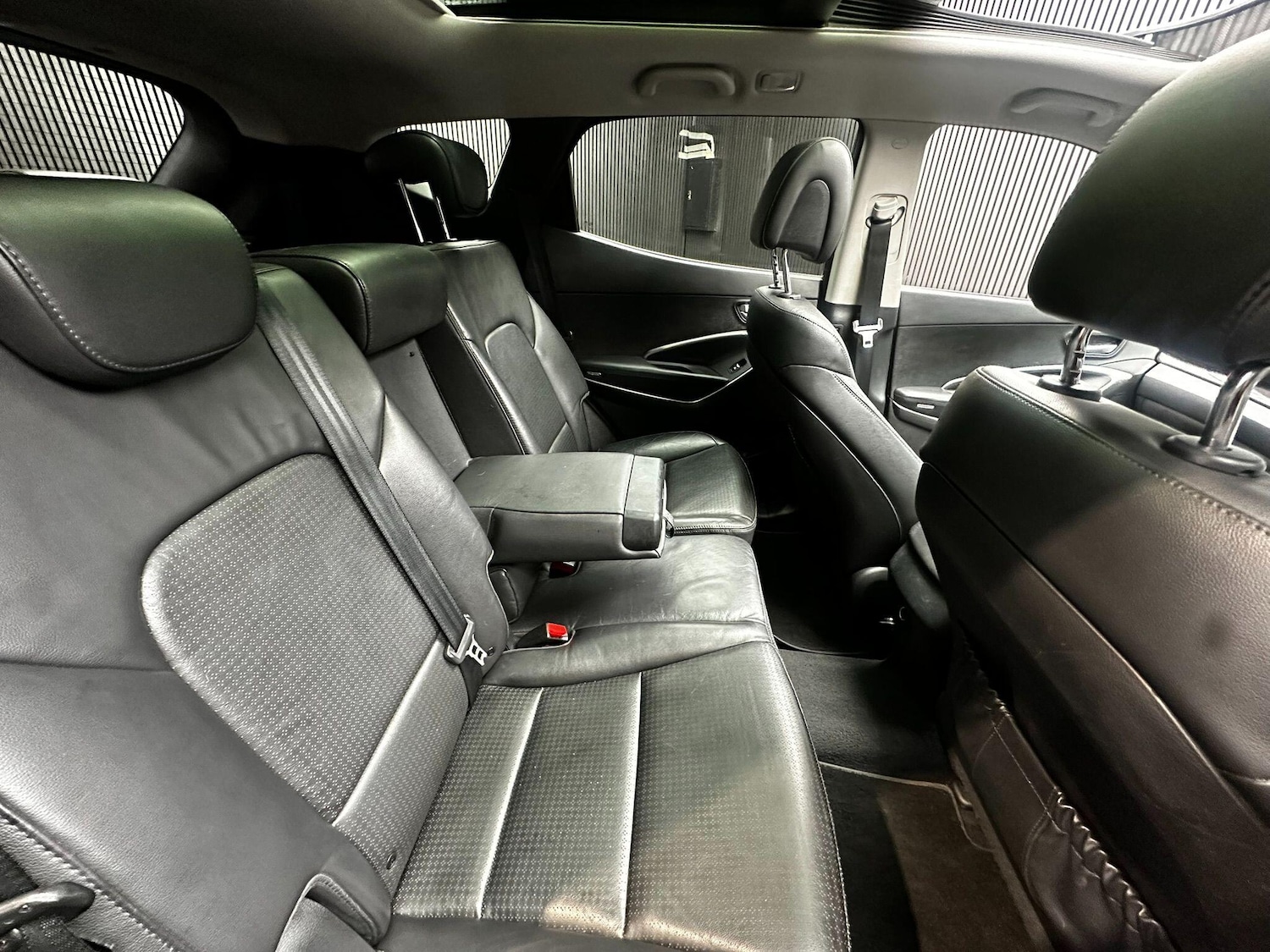 Used Hyundai Santa Fe 2013 for sale - 76337111: Photo 23