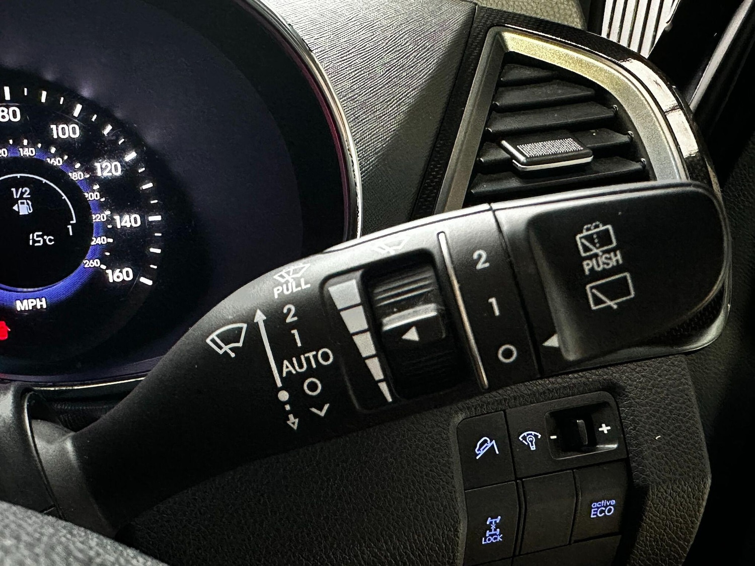Used Hyundai Santa Fe 2013 for sale - 76337111: Photo 25
