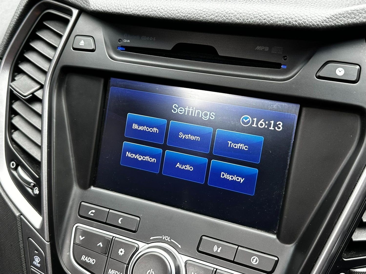 Used Hyundai Santa Fe 2013 for sale - 76337111: Photo 47