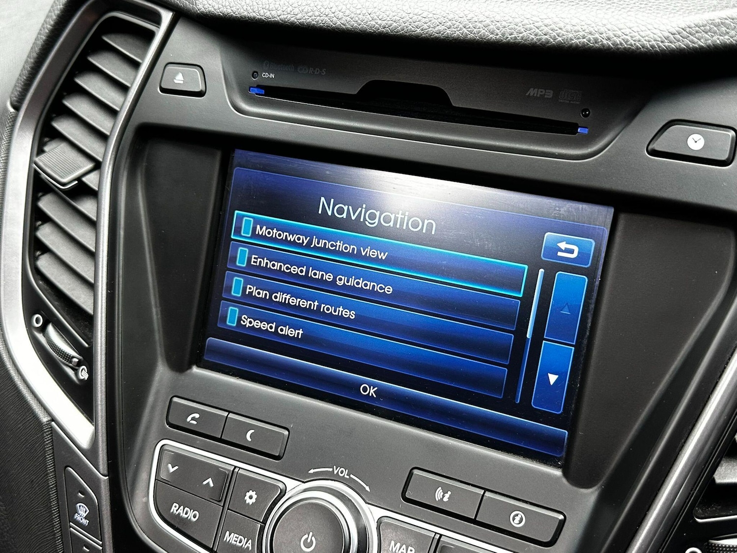 Used Hyundai Santa Fe 2013 for sale - 76337111: Photo 49