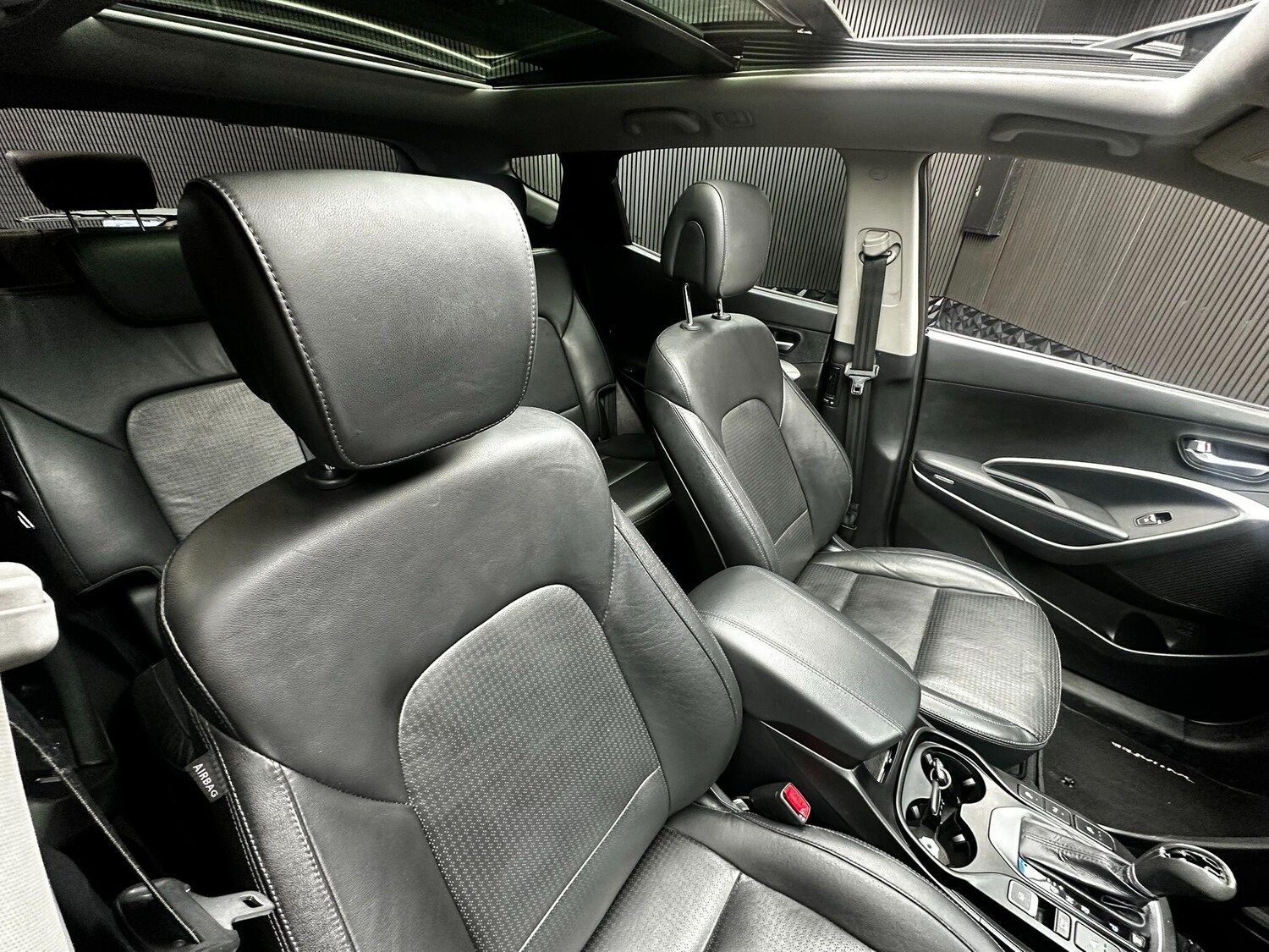 Used Hyundai Santa Fe 2013 for sale - 76337111: Photo 66
