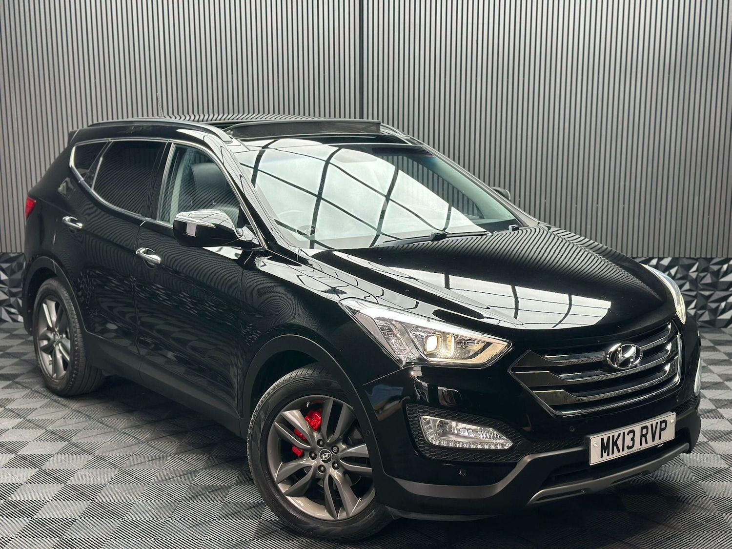 Used Hyundai Santa Fe 2013 for sale - 76337111: Photo 9