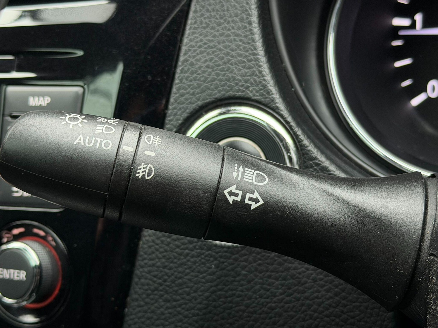 Used Nissan Qashqai 2015 for sale - 77559758: Photo 30