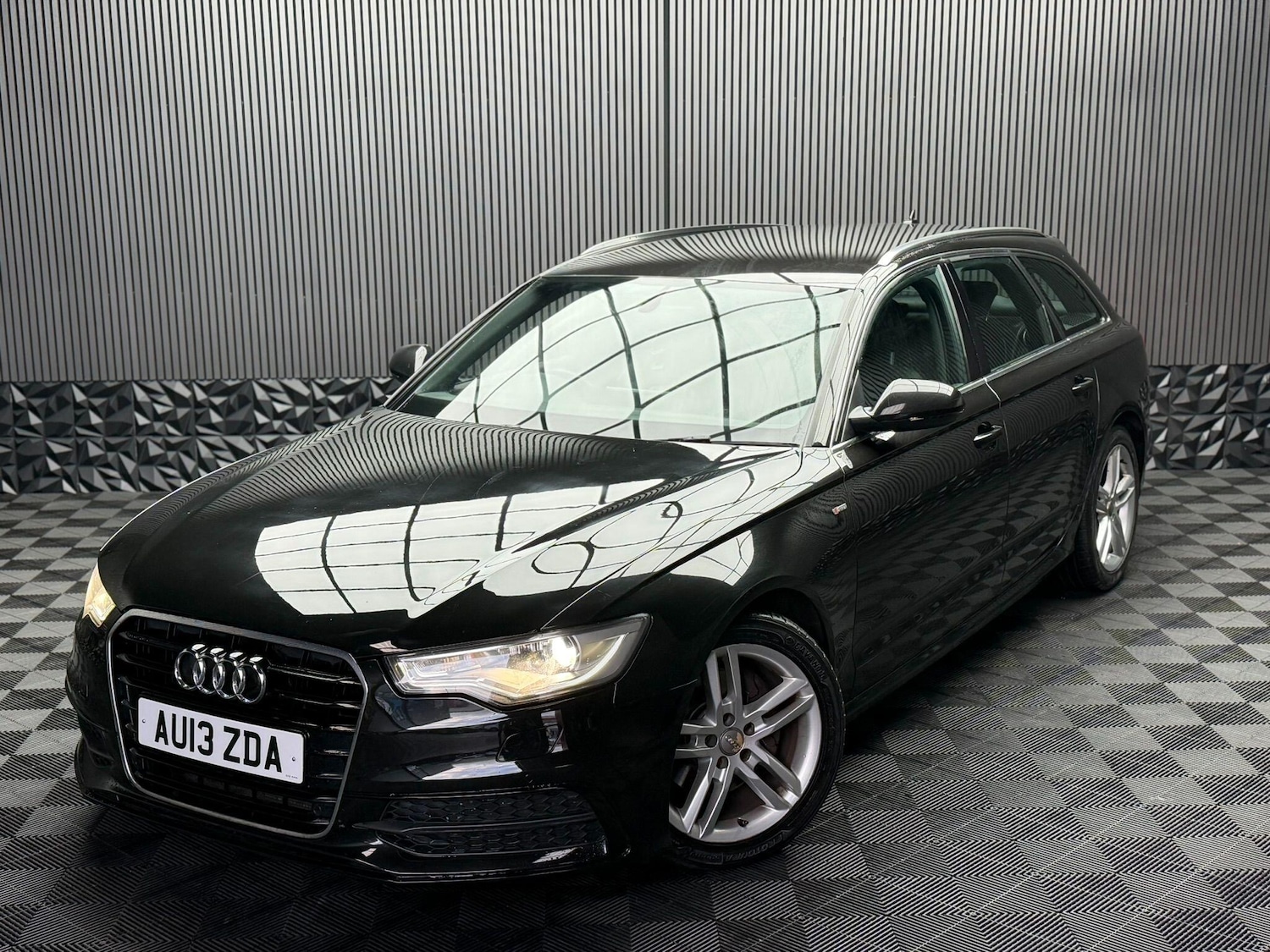 Used Audi A6 2013 for sale - 76742918: Photo 4