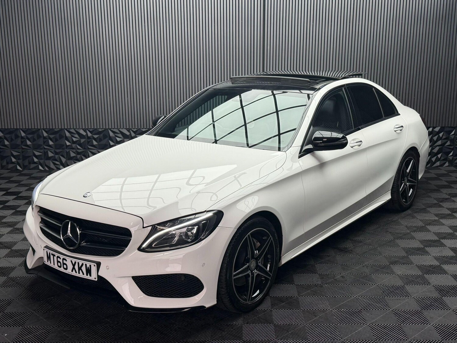 Used Mercedes-Benz C Class 2016 for sale - 77908519: Photo 12