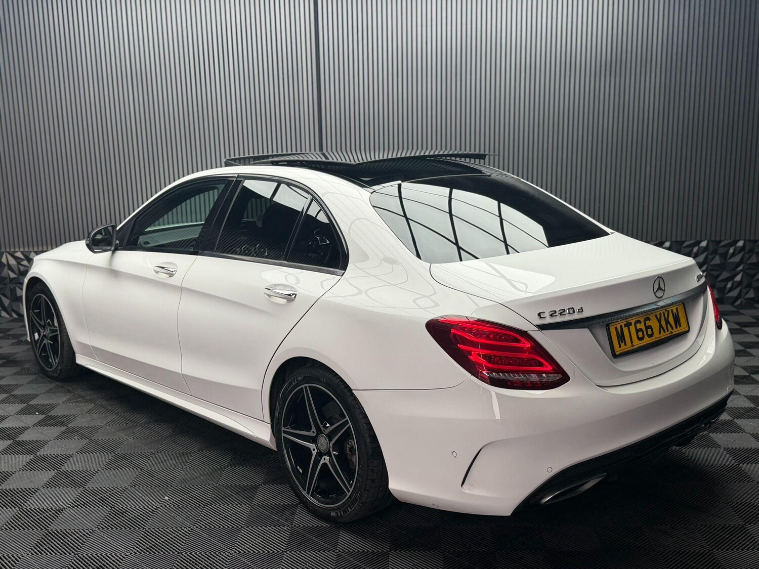 Used Mercedes-Benz C Class 2016 for sale - 77908519: Photo 13