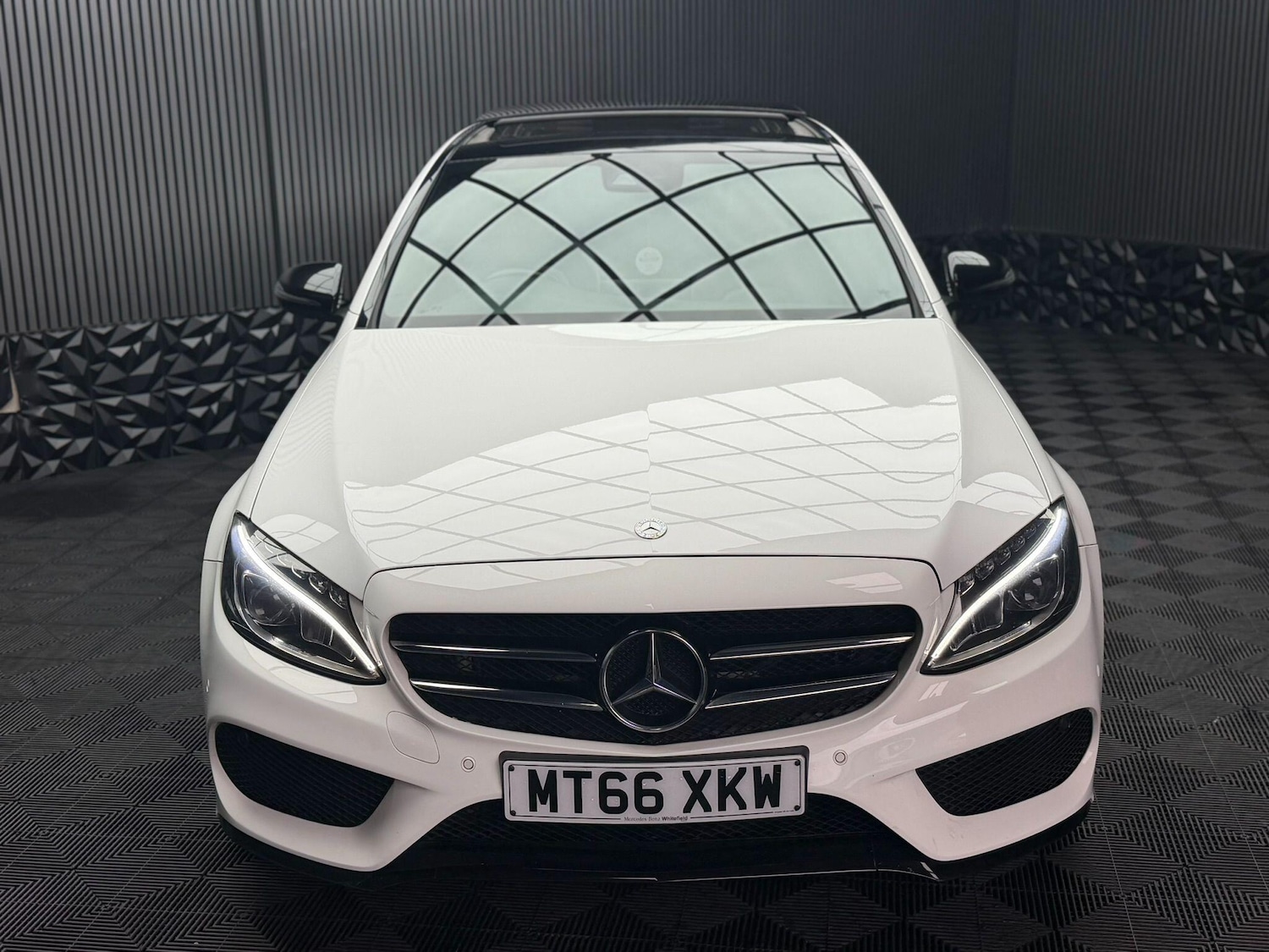 Used Mercedes-Benz C Class 2016 for sale - 77908519: Photo 3