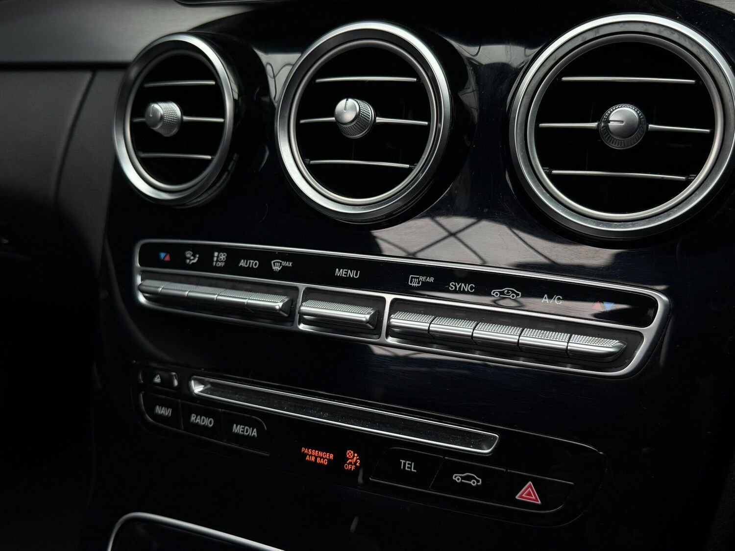 Used Mercedes-Benz C Class 2016 for sale - 77908519: Photo 44