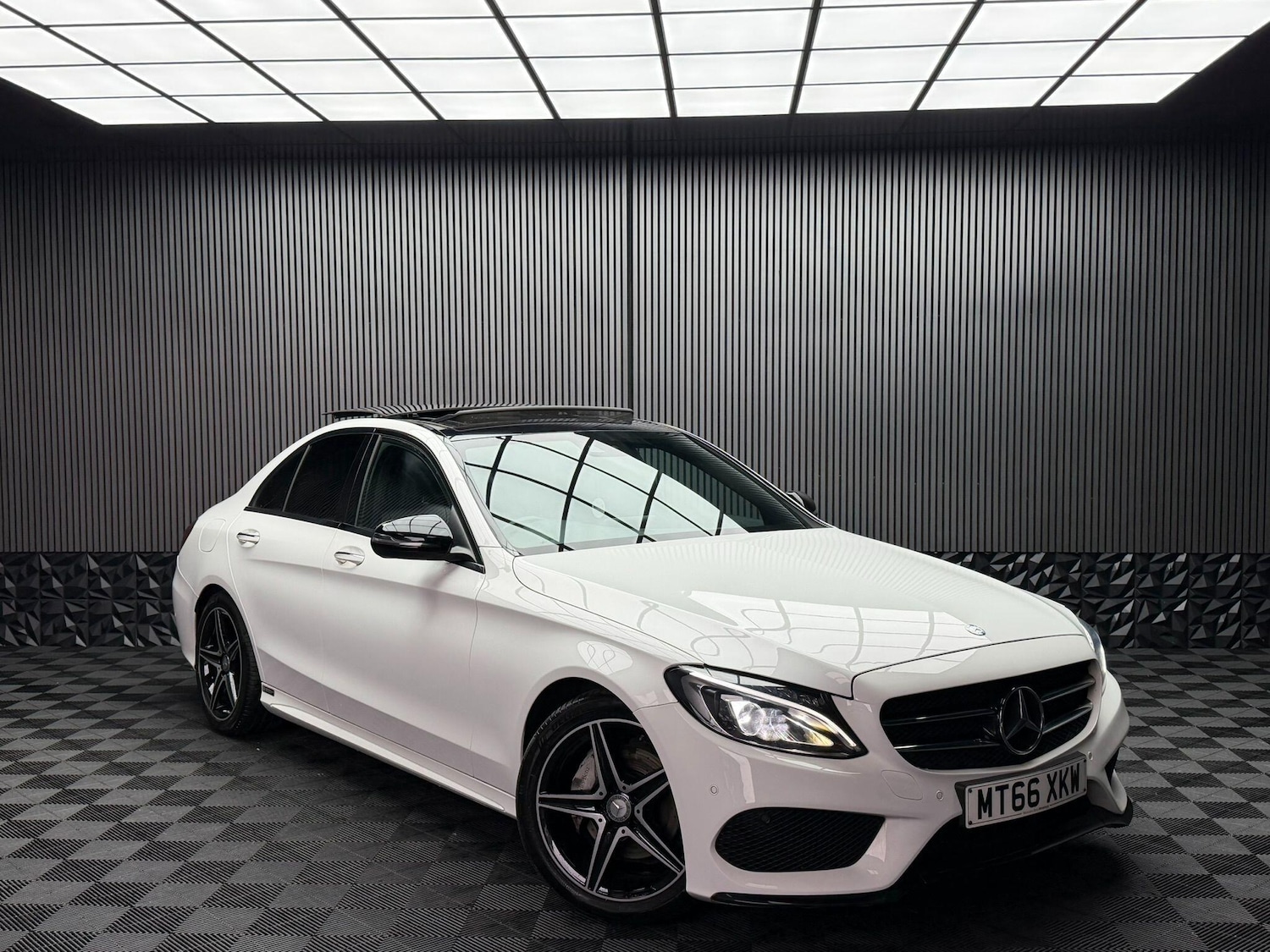 Used Mercedes-Benz C Class 2016 for sale - 77908519: Photo 6