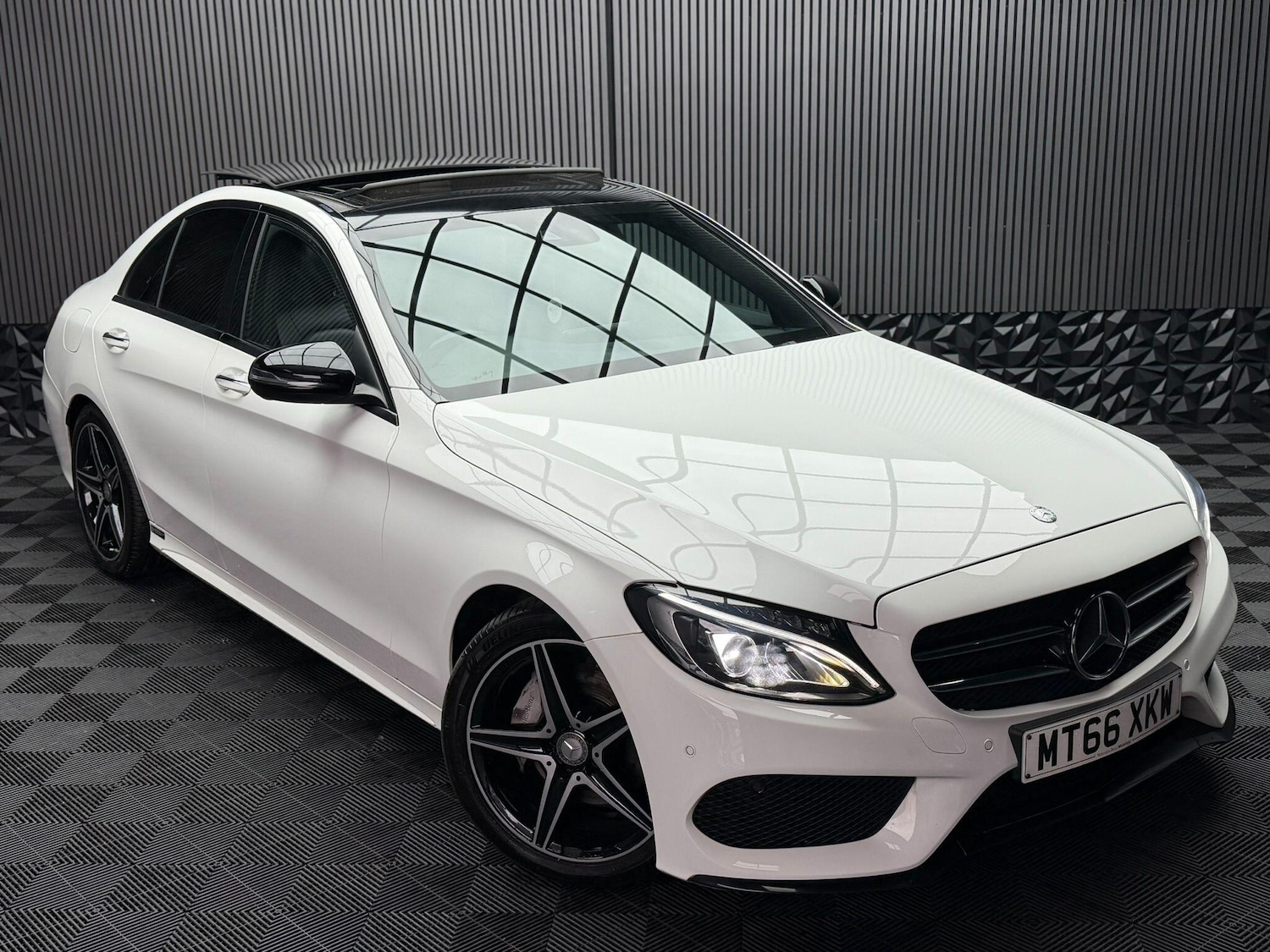 Used Mercedes-Benz C Class 2016 for sale - 77908519: Photo 7