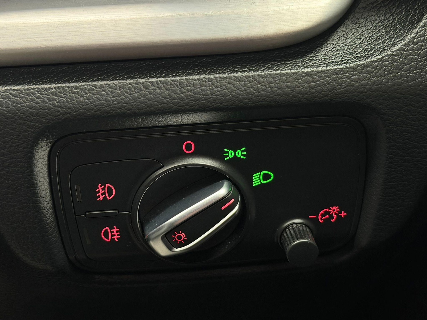 Used Audi A3 2013 for sale - 77908641: Photo 28