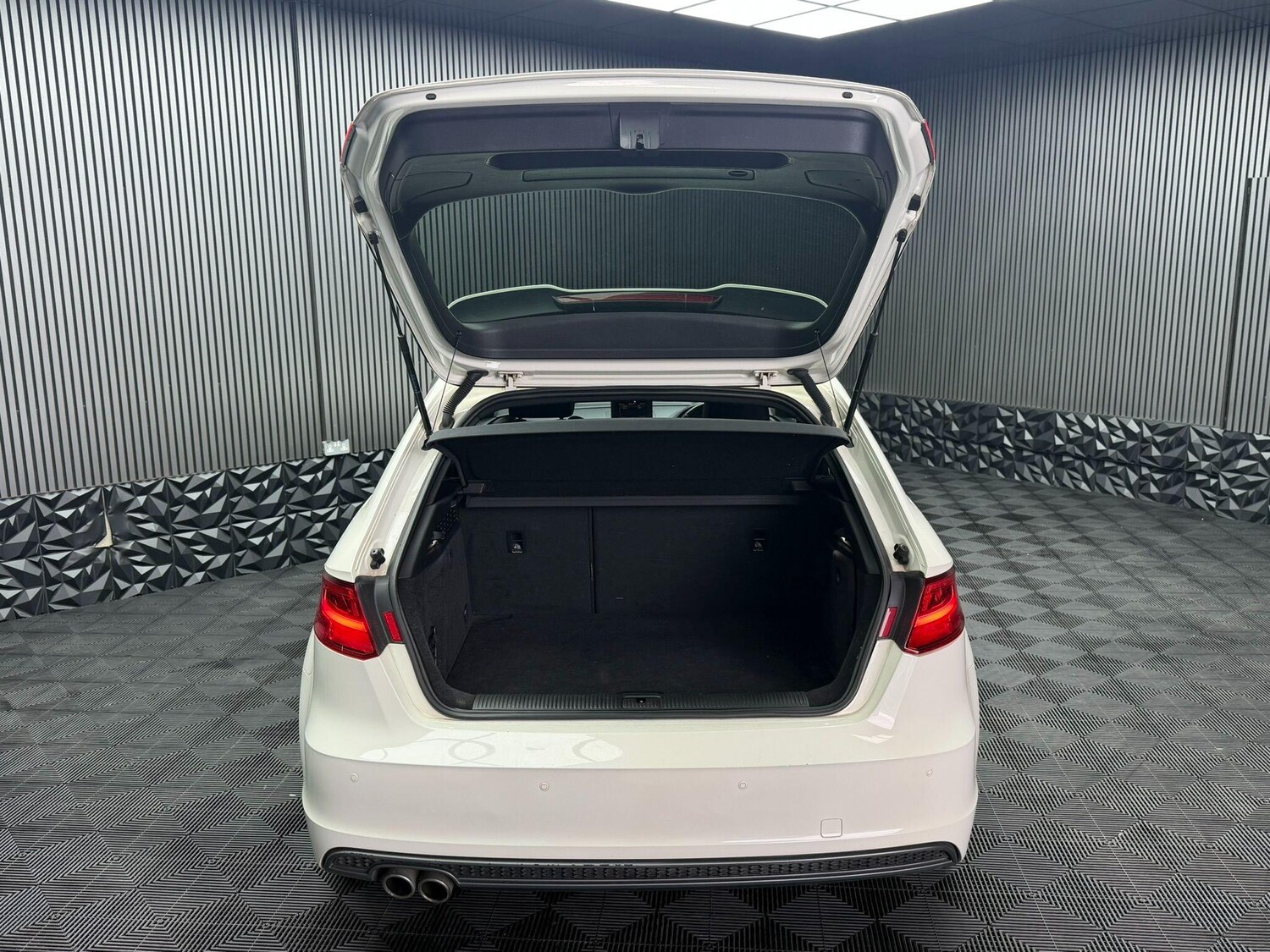 Used Audi A3 2013 for sale - 77908641: Photo 52