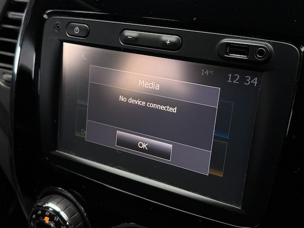 Used Renault Captur 2016 for sale - 76318218: Photo 39