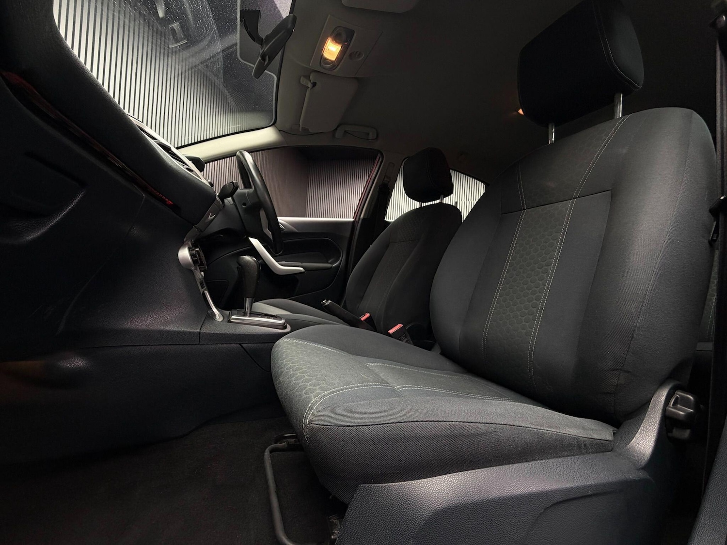 Used Ford Fiesta 2012 for sale - 77053987: Photo 36