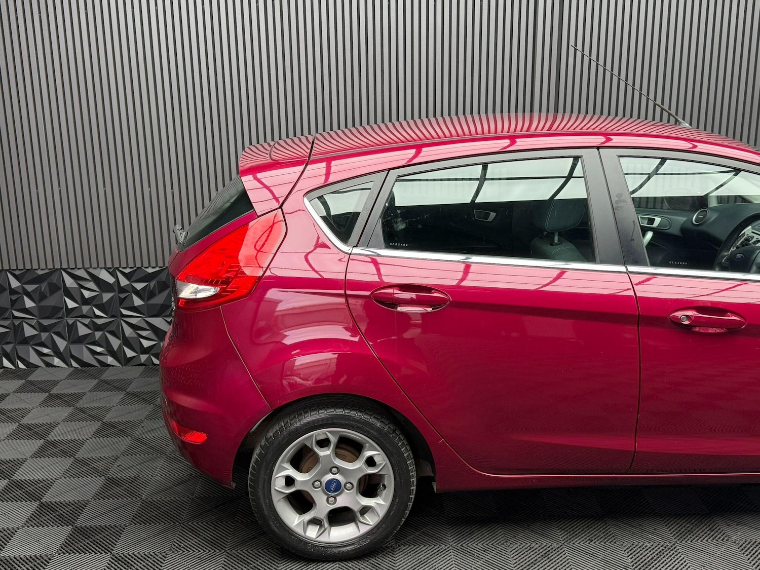 Used Ford Fiesta 2012 for sale - 77053987: Photo 38