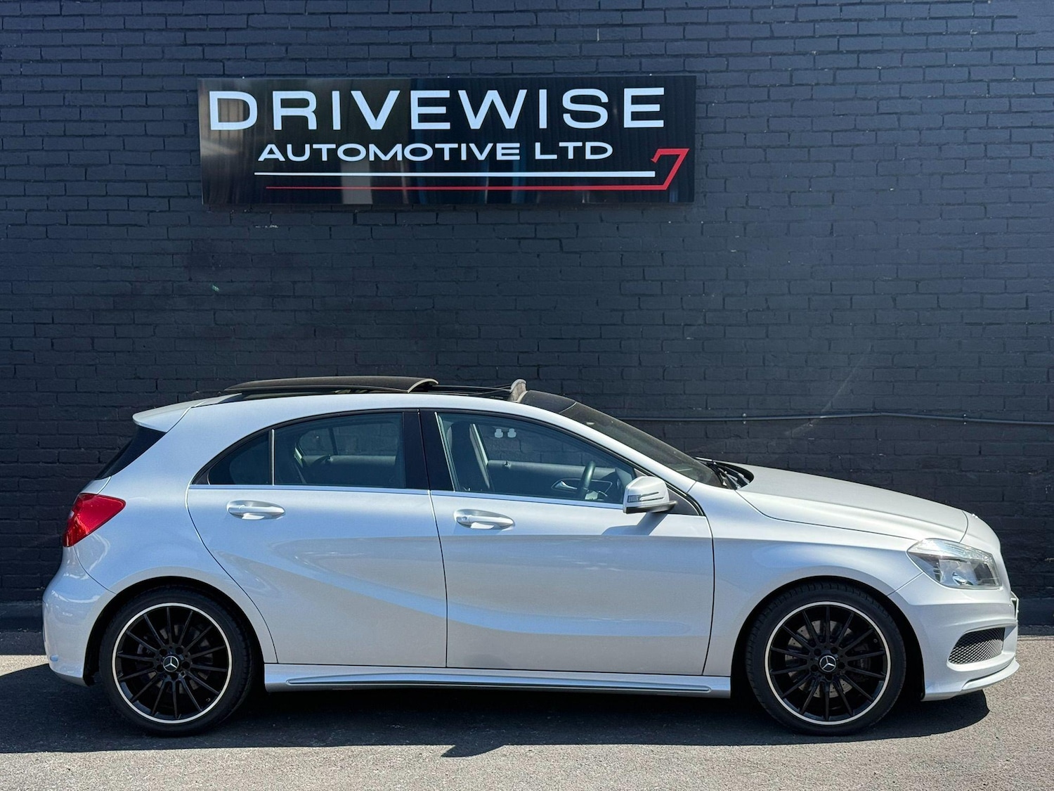 Used Mercedes-Benz A-Class 2014 for sale - 76317915: Photo 12