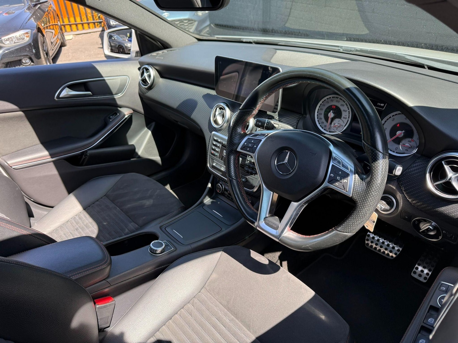 Used Mercedes-Benz A-Class 2014 for sale - 76317915: Photo 16