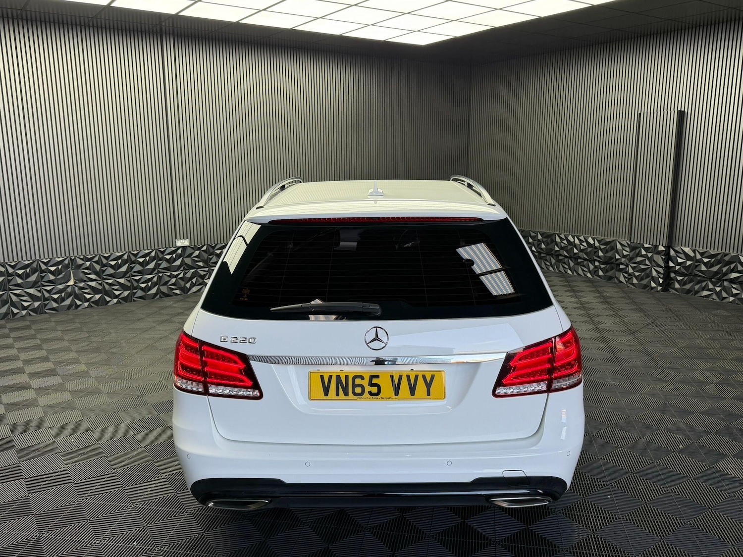 Used Mercedes-Benz E Class 2016 for sale - 77377625: Photo 13