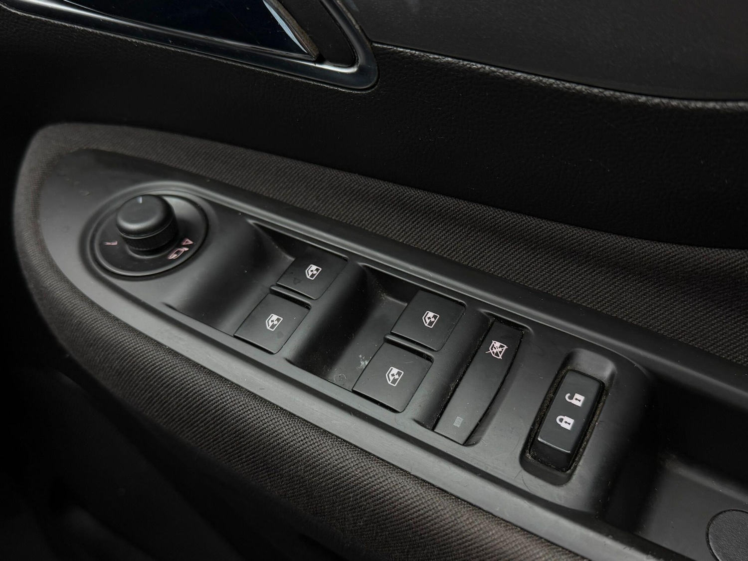 Used Vauxhall Mokka 2016 for sale - 77376667: Photo 21