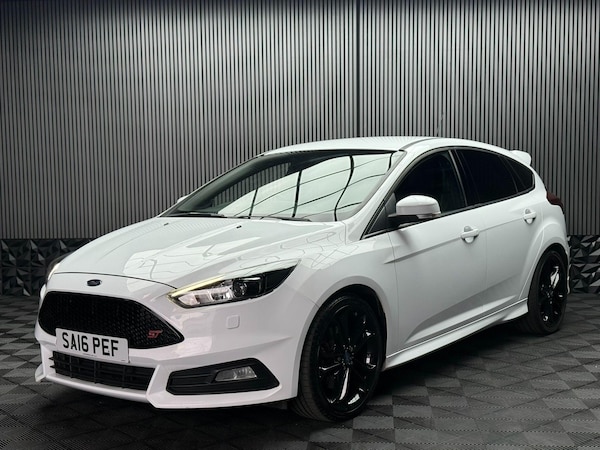 Used Ford Focus 2016 for sale - 76318125: Photo 11