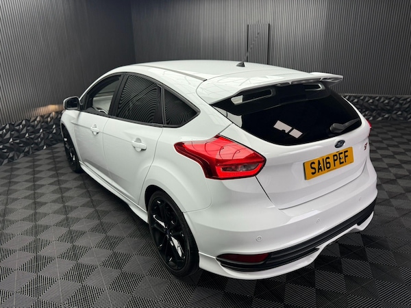 Used Ford Focus 2016 for sale - 76318125: Photo 13