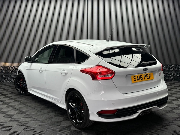 Used Ford Focus 2016 for sale - 76318125: Photo 15