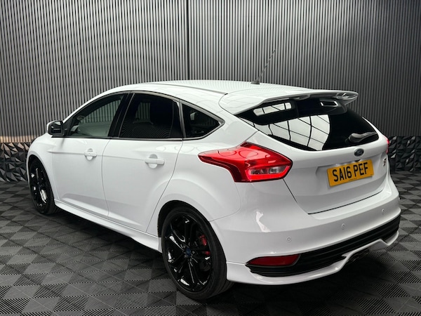 Used Ford Focus 2016 for sale - 76318125: Photo 16