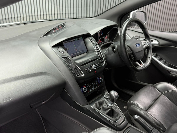 Used Ford Focus 2016 for sale - 76318125: Photo 23