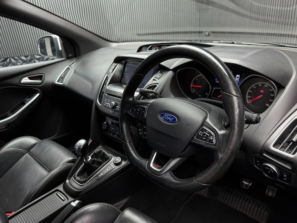 Used Ford Focus 2016 for sale - 76318125: Photo 24