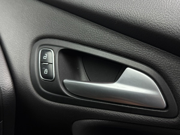 Used Ford Focus 2016 for sale - 76318125: Photo 32