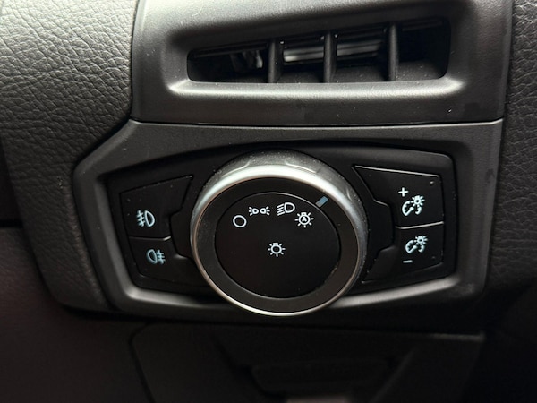 Used Ford Focus 2016 for sale - 76318125: Photo 33