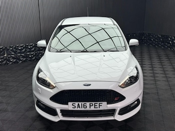 Used Ford Focus 2016 for sale - 76318125: Photo 3