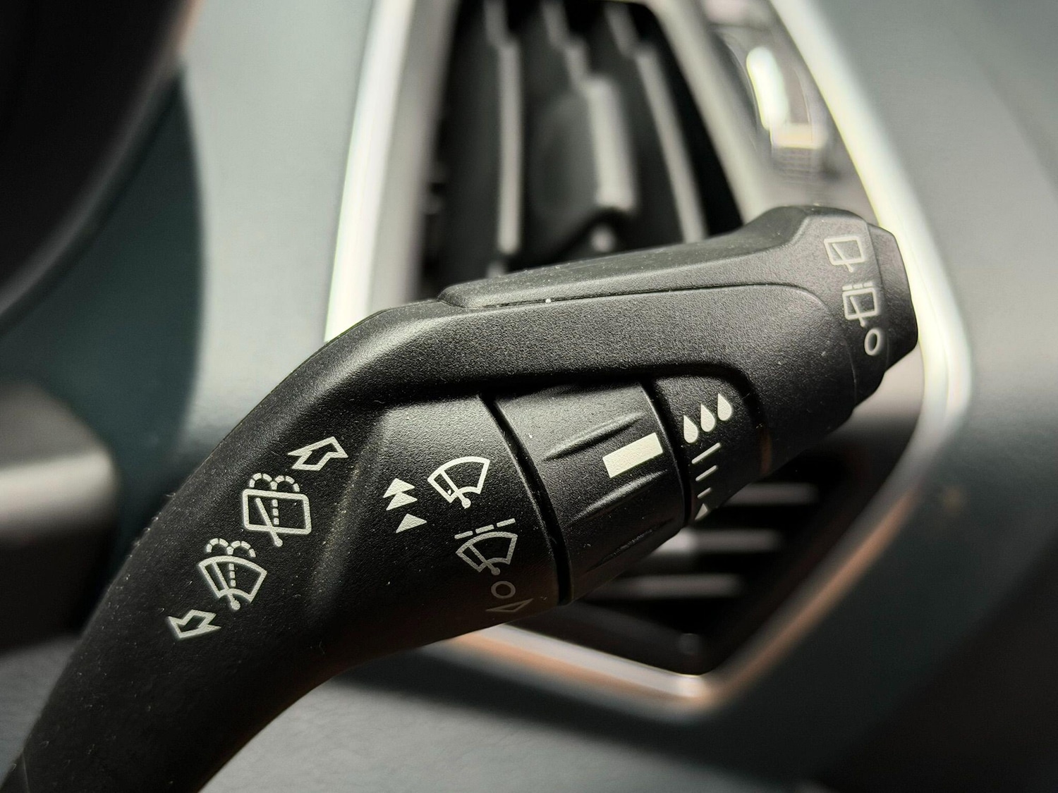 Used Ford C-Max 2015 for sale - 77646999: Photo 24