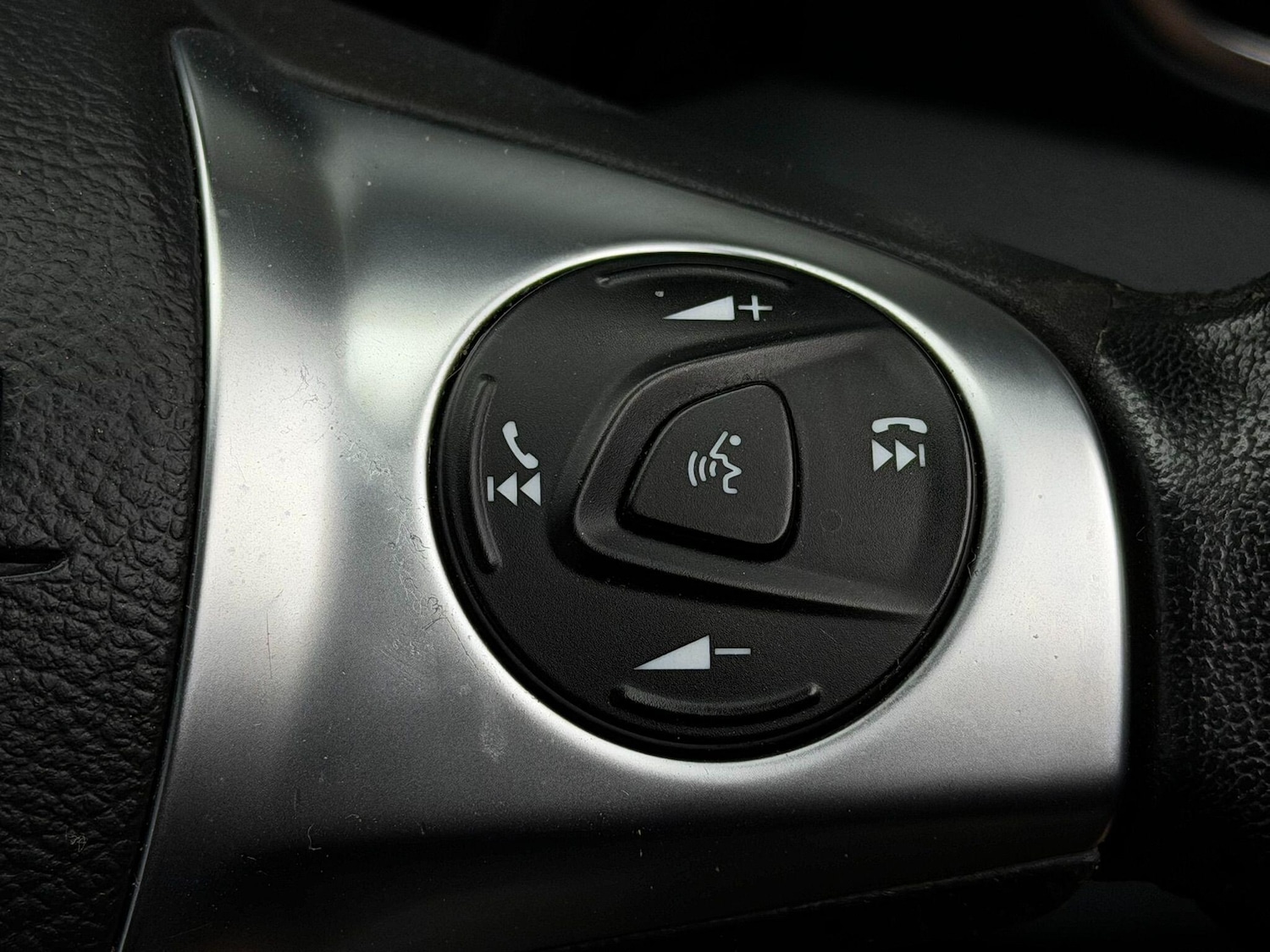 Used Ford C-Max 2015 for sale - 77646999: Photo 27