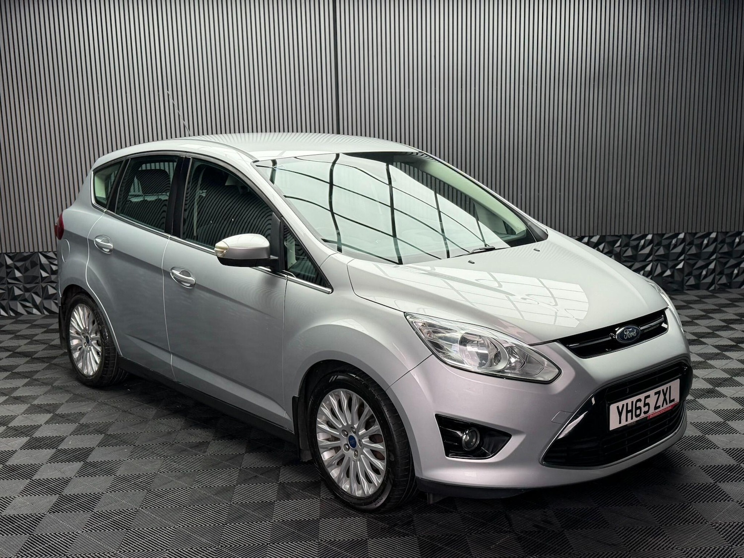 Used Ford C-Max 2015 for sale - 77646999: Photo 7