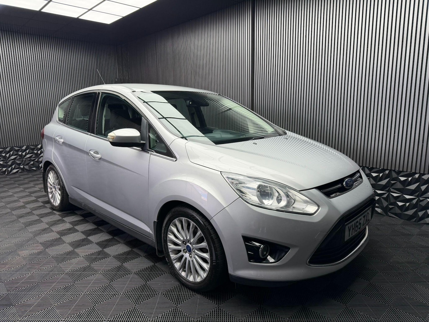 Used Ford C-Max 2015 for sale - 77646999: Photo 9