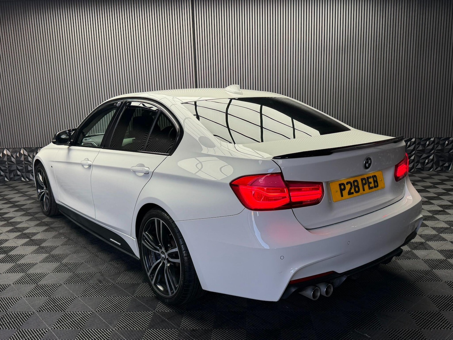 Used BMW 3 Series 2017 for sale - 77377313: Photo 11