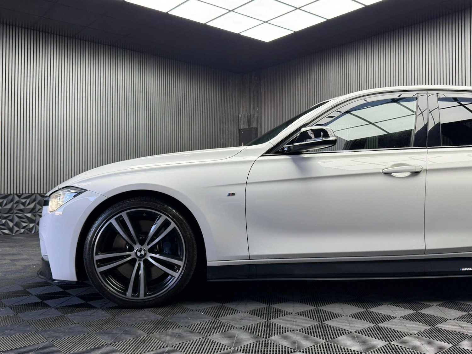 Used BMW 3 Series 2017 for sale - 77377313: Photo 13