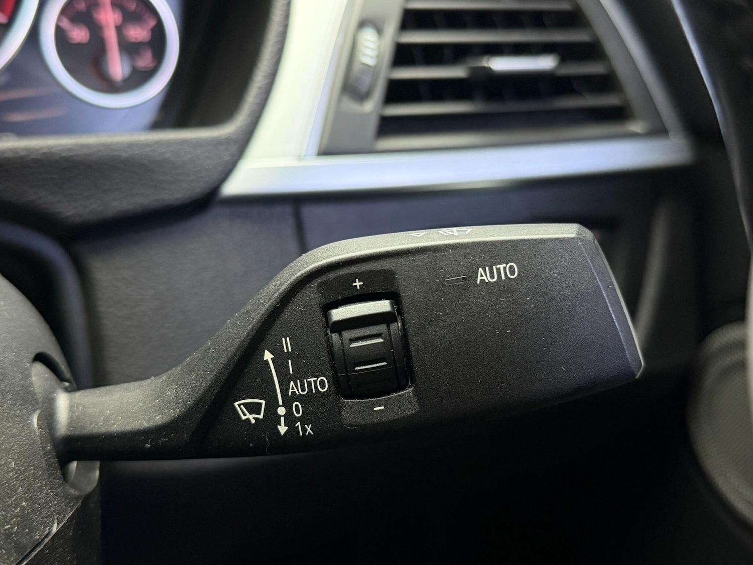 Used BMW 3 Series 2017 for sale - 77377313: Photo 23