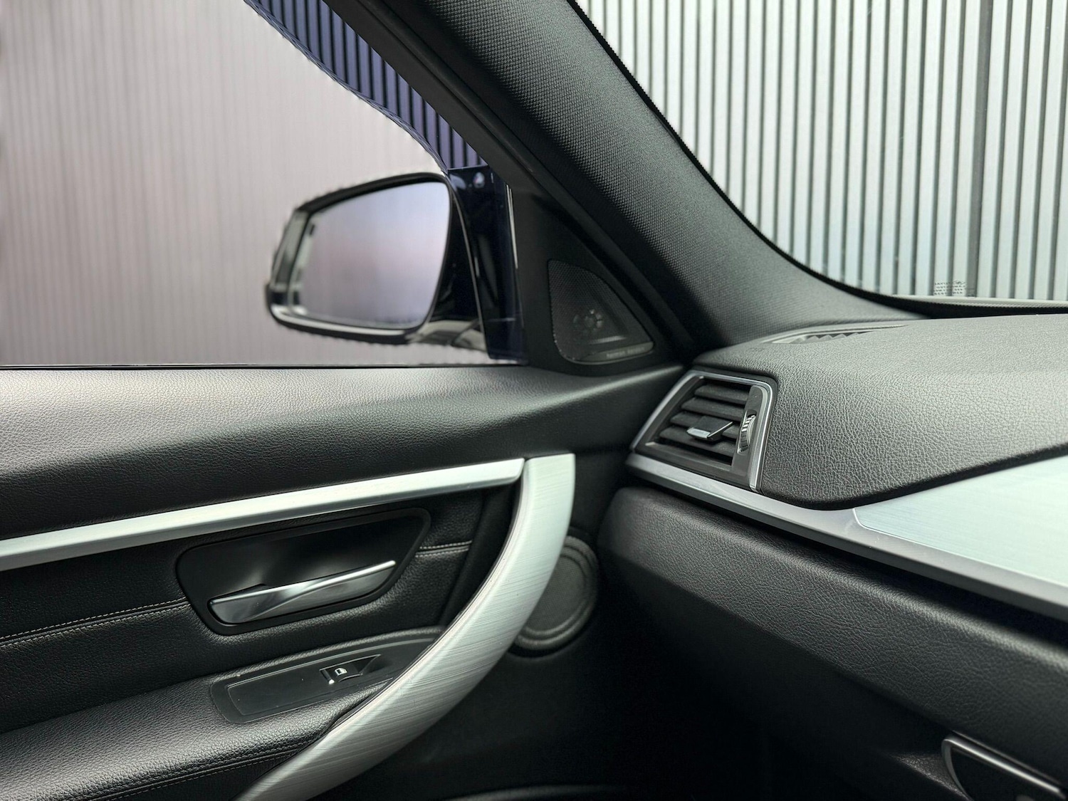 Used BMW 3 Series 2017 for sale - 77377313: Photo 63