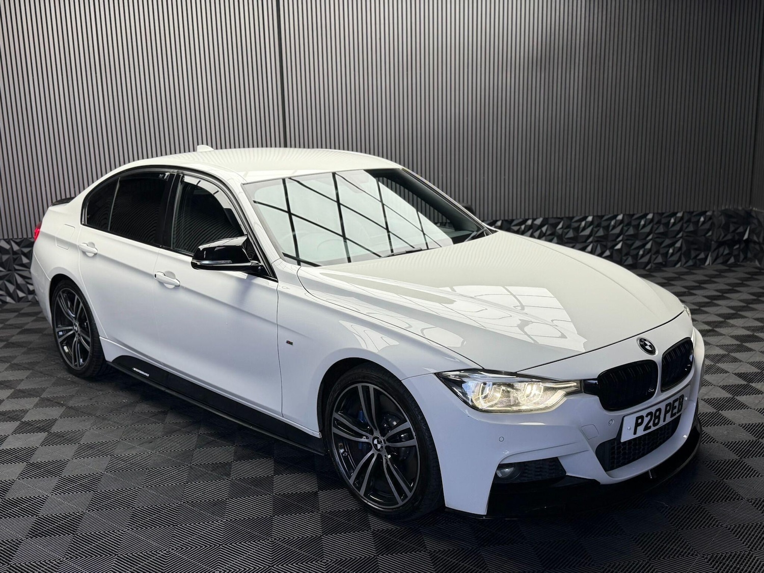 Used BMW 3 Series 2017 for sale - 77377313: Photo 7