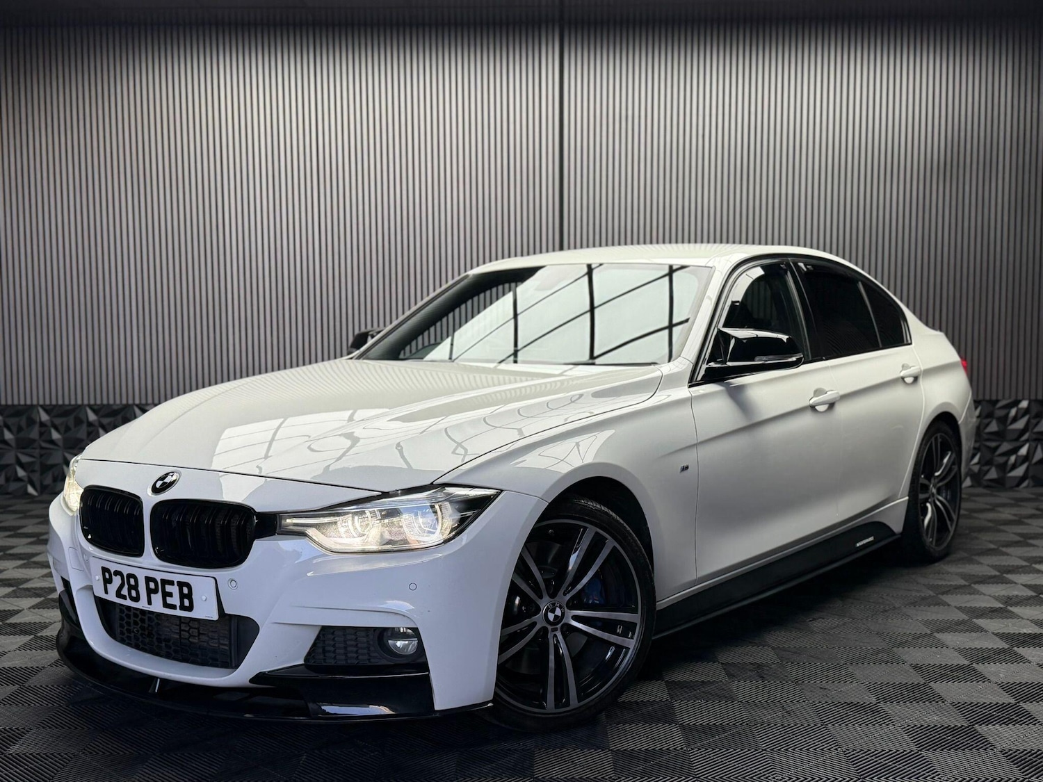 Used BMW 3 Series 2017 for sale - 77377313: Photo 9