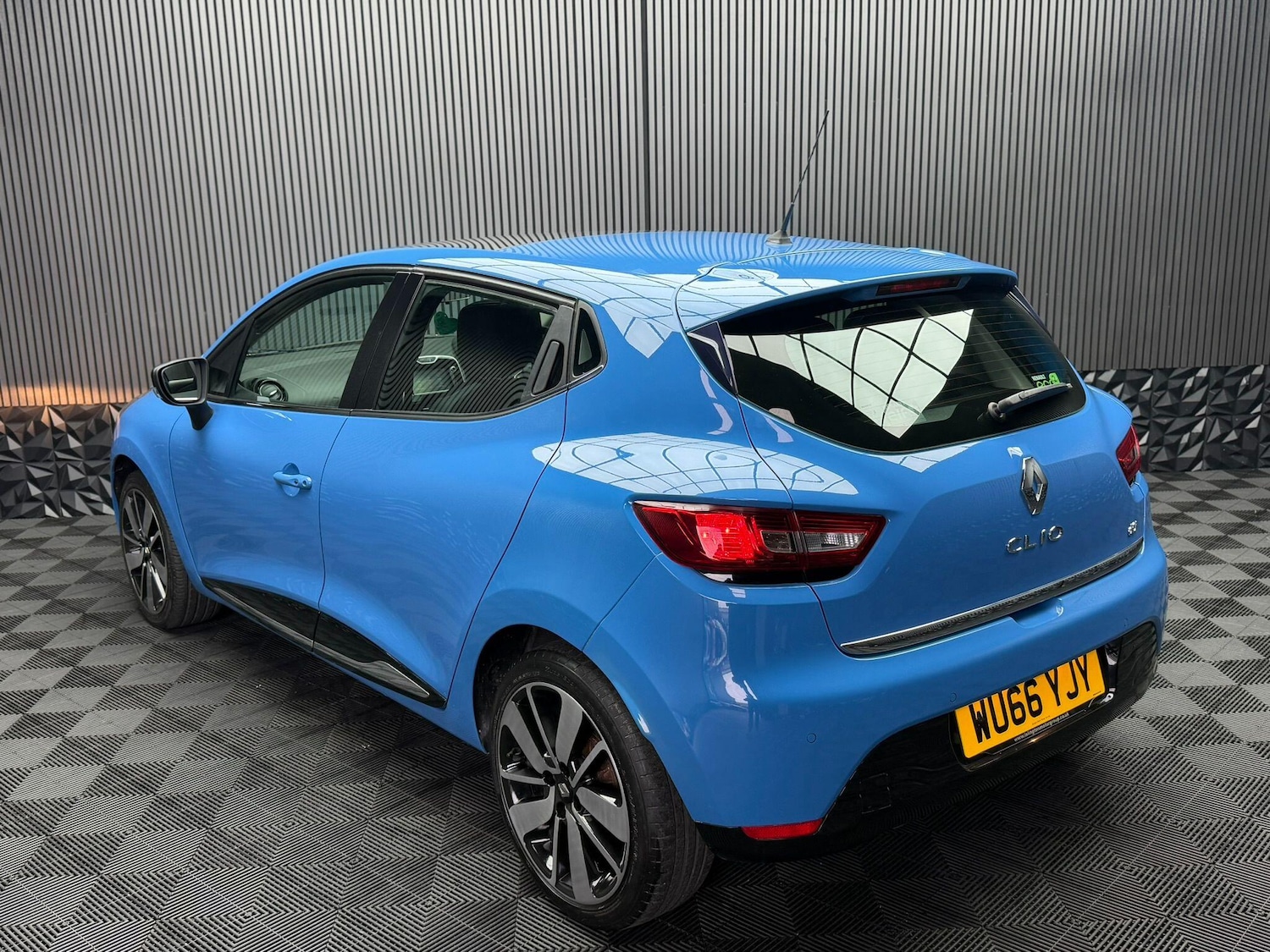 Used Renault Clio 2016 for sale - 77054014: Photo 13