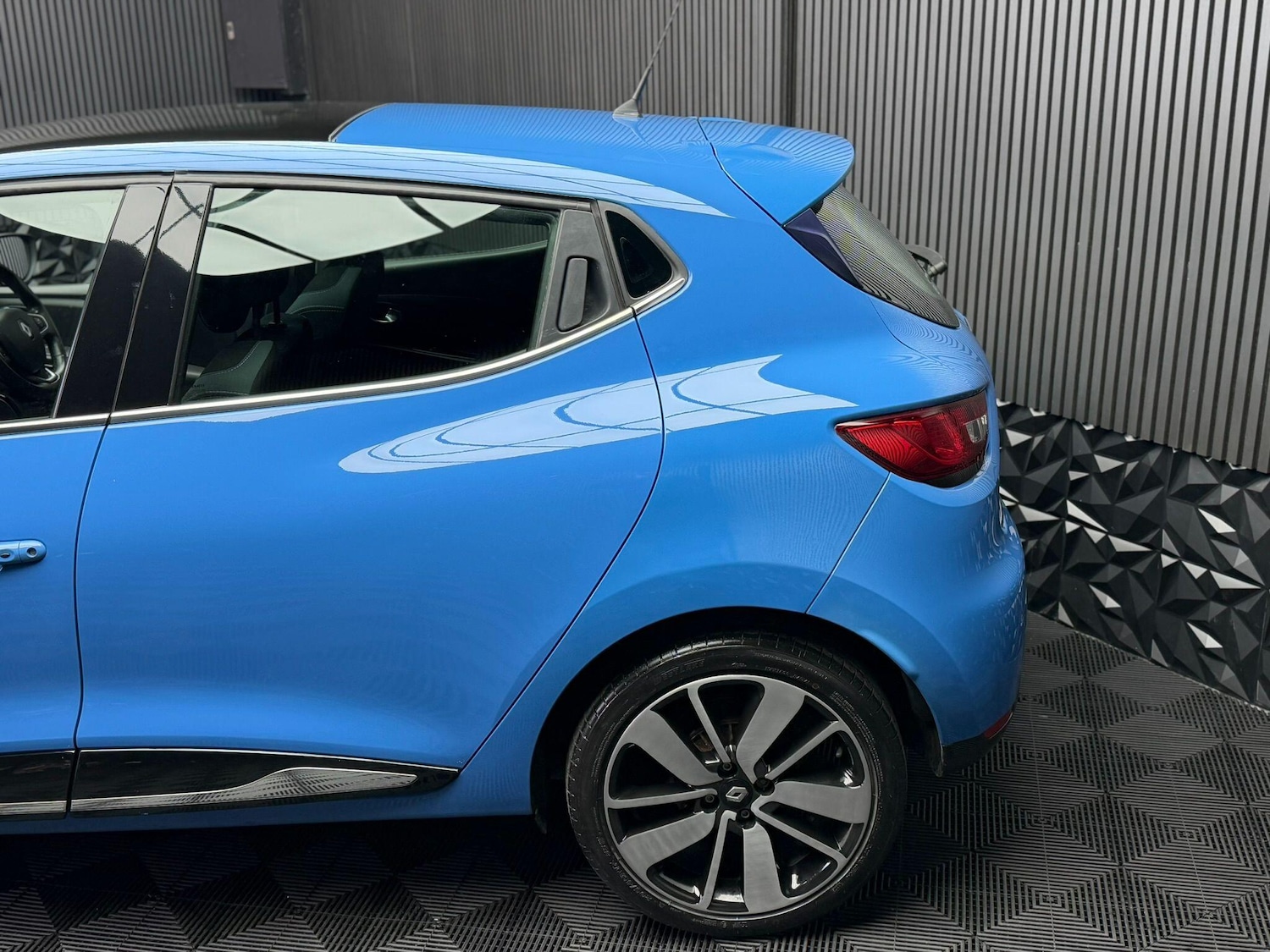 Used Renault Clio 2016 for sale - 77054014: Photo 14