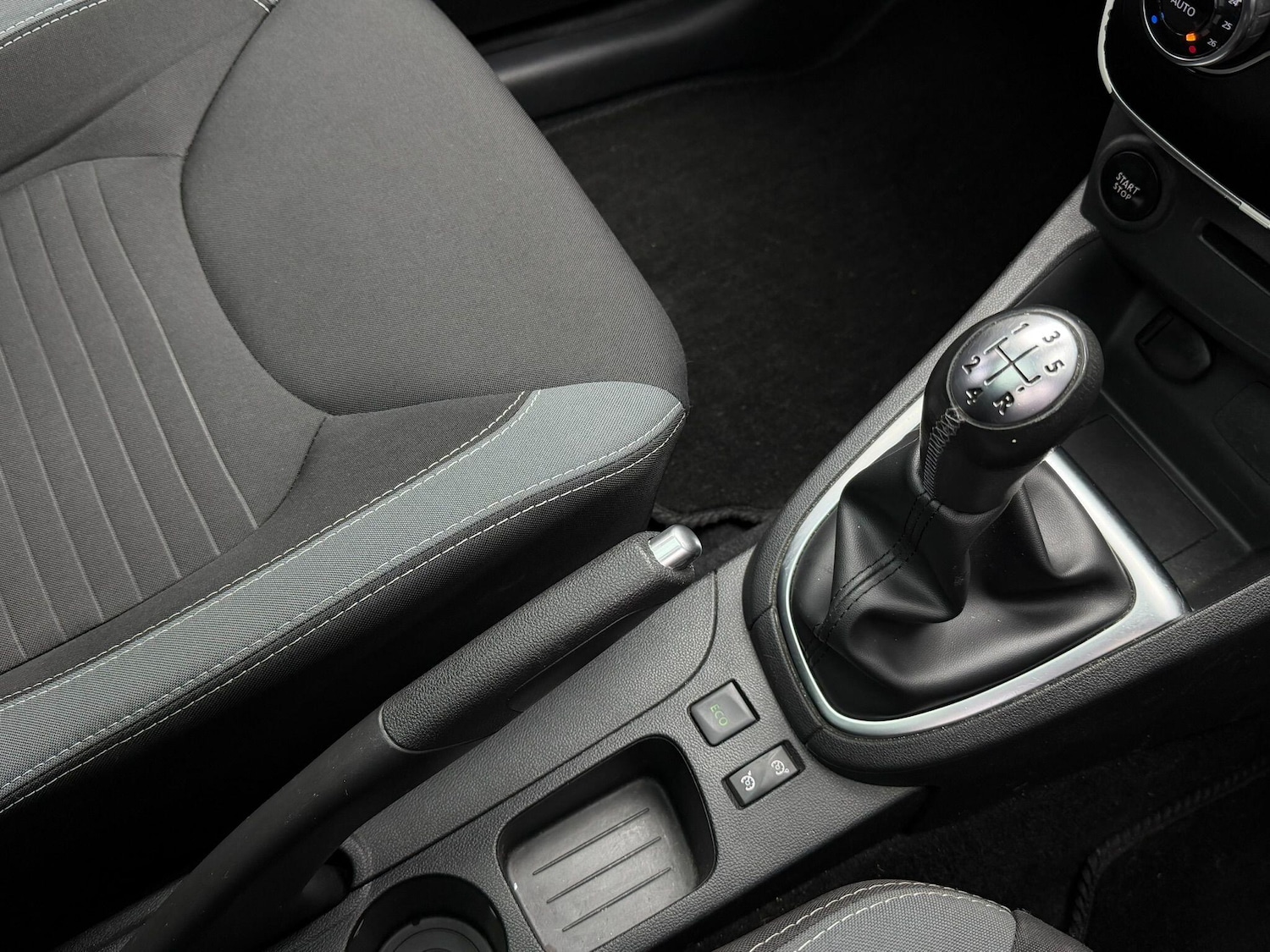 Used Renault Clio 2016 for sale - 77054014: Photo 21